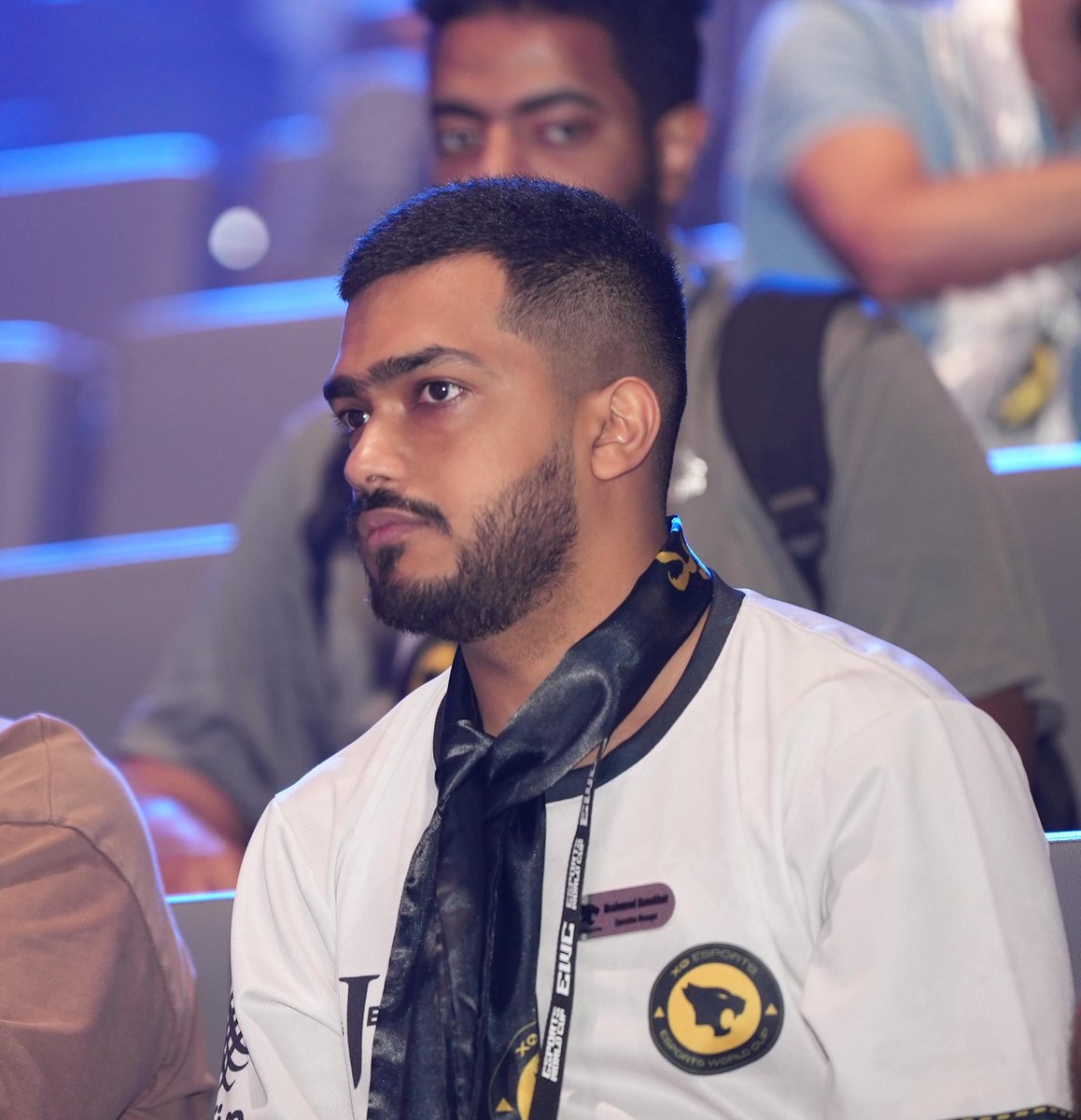 محمد بامخير 💫. tweet media