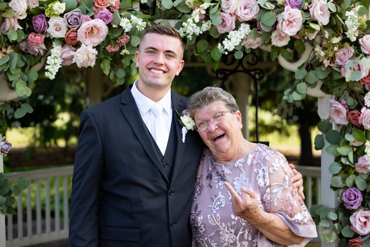 TheRealAngryGrandma tweet media