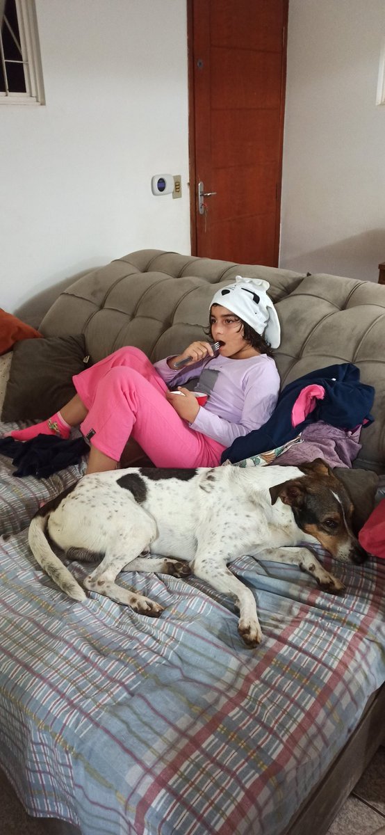 Minha filha se descobriu Otaku.
O que fazer?