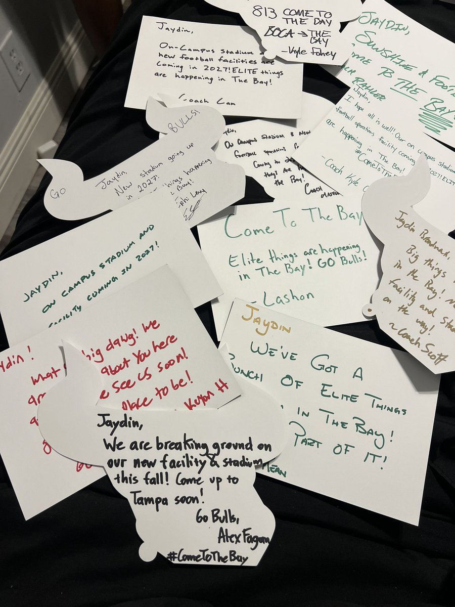 Thank you to the USF staff for the LOVE! #HornsUp
