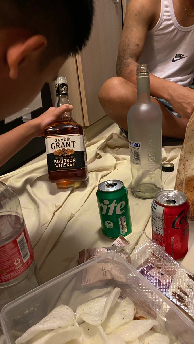 gara gara ieu sapoe an cosplay jadi patung selamat datang