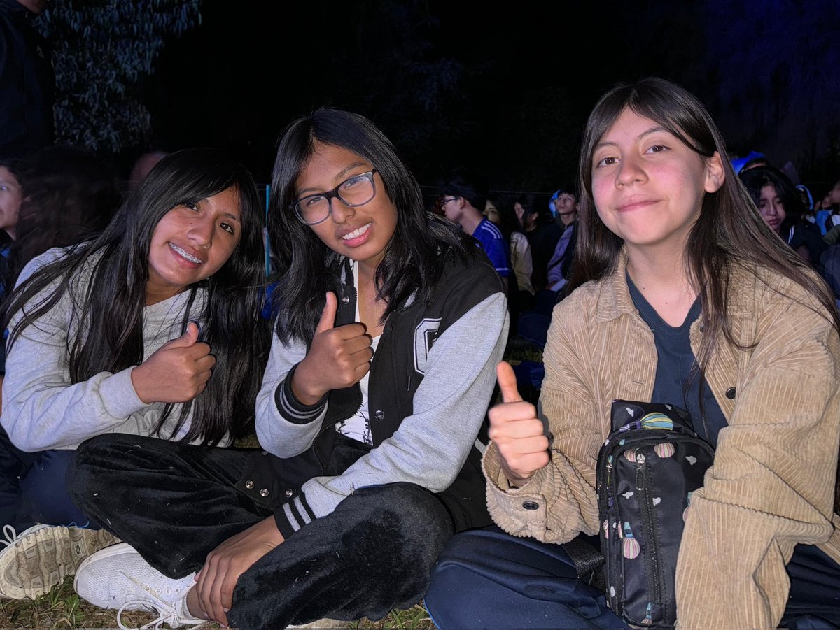 EducacionASEACE's tweet photo. ✨️ Comenzamos con alegría la 1️⃣ra noche del #ColeCamp2024,🏕 el programa de la "Noche Estelar" 💫, donde nuestros 4️⃣ colegios de la #APCE vivirán una experiencia completamente diferente. 💙 

#ContraCorriente #aseace https://t.co/8MDFCfylBq
