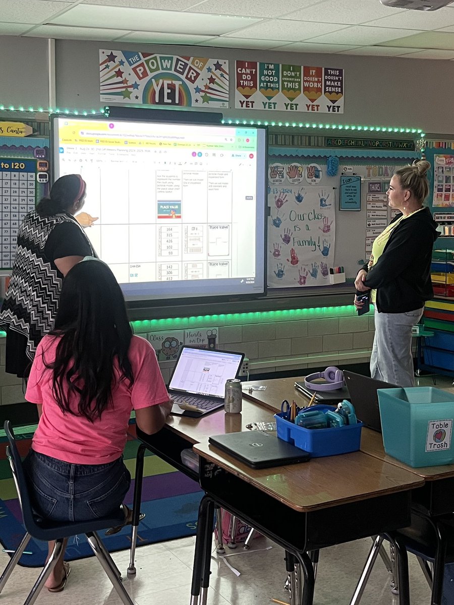 mindytrinidad's tweet photo. 2nd grade Math Planning ! @WilliamsES_PISD #PISDMathChat @MrsReyna32 @txtori10 https://t.co/MgpuLF1iJK