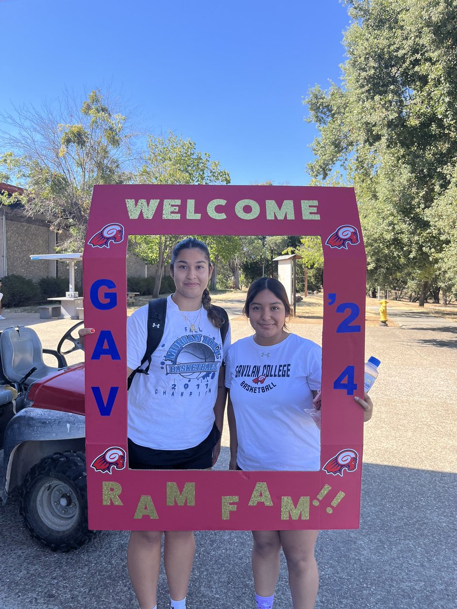 GavilanSports's tweet image. THE RAMS ARE BACK!!

#letsgorams #classisbackinsession