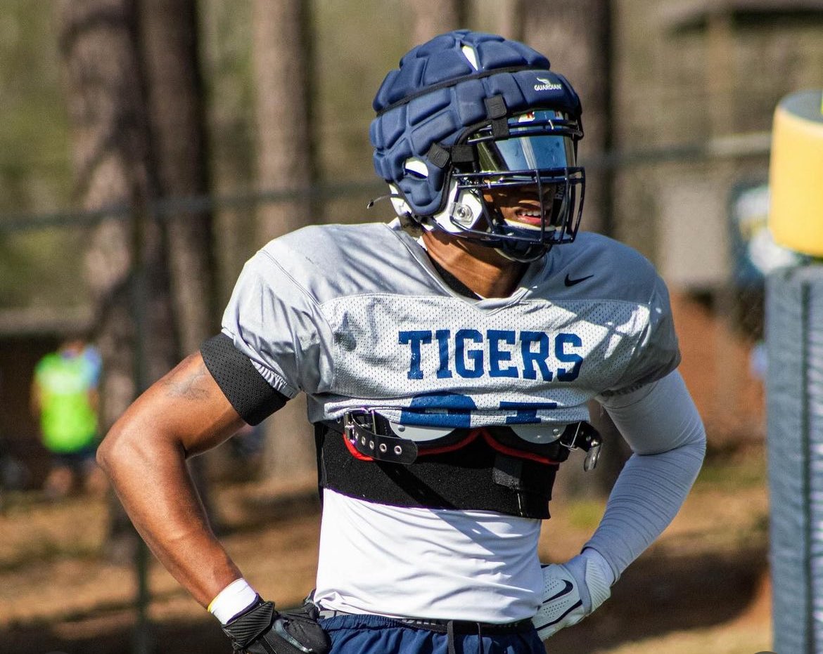 Dominating his was into the top 10 we’ve got a big one (literally) hold your oil for our #7 Oil rig All American pre season pole <a href="/DominickWills03/">Dominick Williams</a>  our picks are chosen based on critics and complicated decisions with precise accuracy.