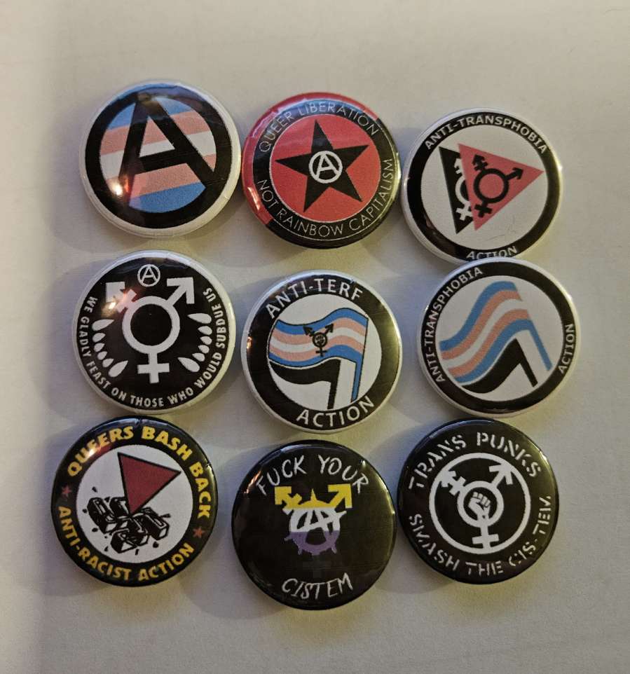 FAILUVR's tweet photo. hey everyone my bf recently lost his job and while looking for one he needs some help! check out his linktree that promotes his custom pins and stickers! everything is made by him personally with care and love! anything helps! pls rt and like
https://t.co/XSoerKQ99x https://t.co/T9pba4eTgz