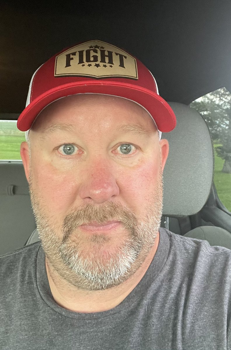 rfenner51's tweet image. It’s not the size of the dog in the fight, but the amount of FIGHT in the dog!  #makeyourownbread.  Follow and support @UNDEFEATED_BRO @Undefeated_bae and @DefMomentsPod .  They are some of the absolute best people on here!