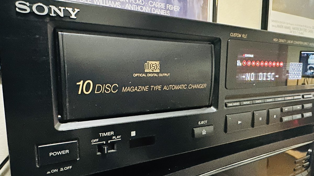 My only piece of Sony Hi-Fi CDP-C910 @ObsoleteSony will appreciate