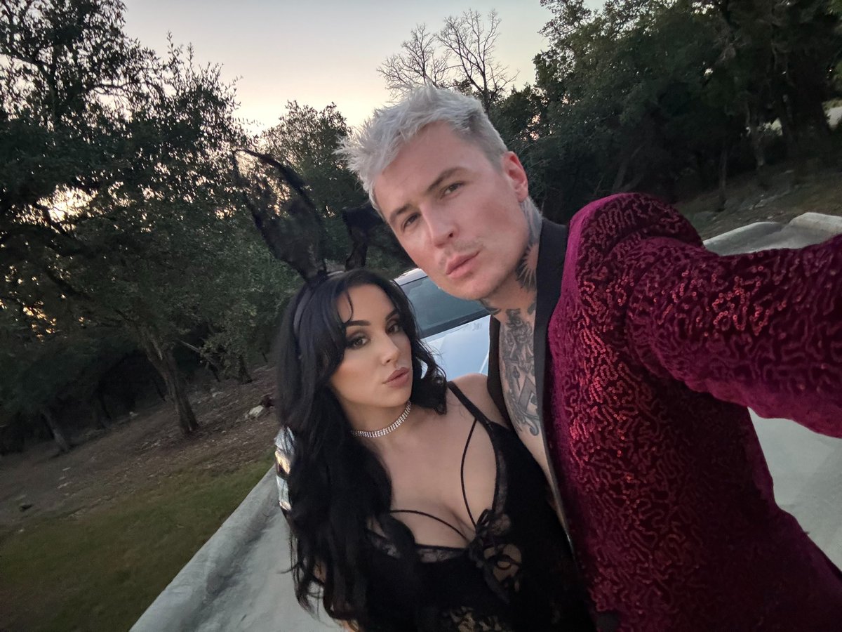 Ten points to anyone that can guess the theme of this Birthday party we attended over the weekend