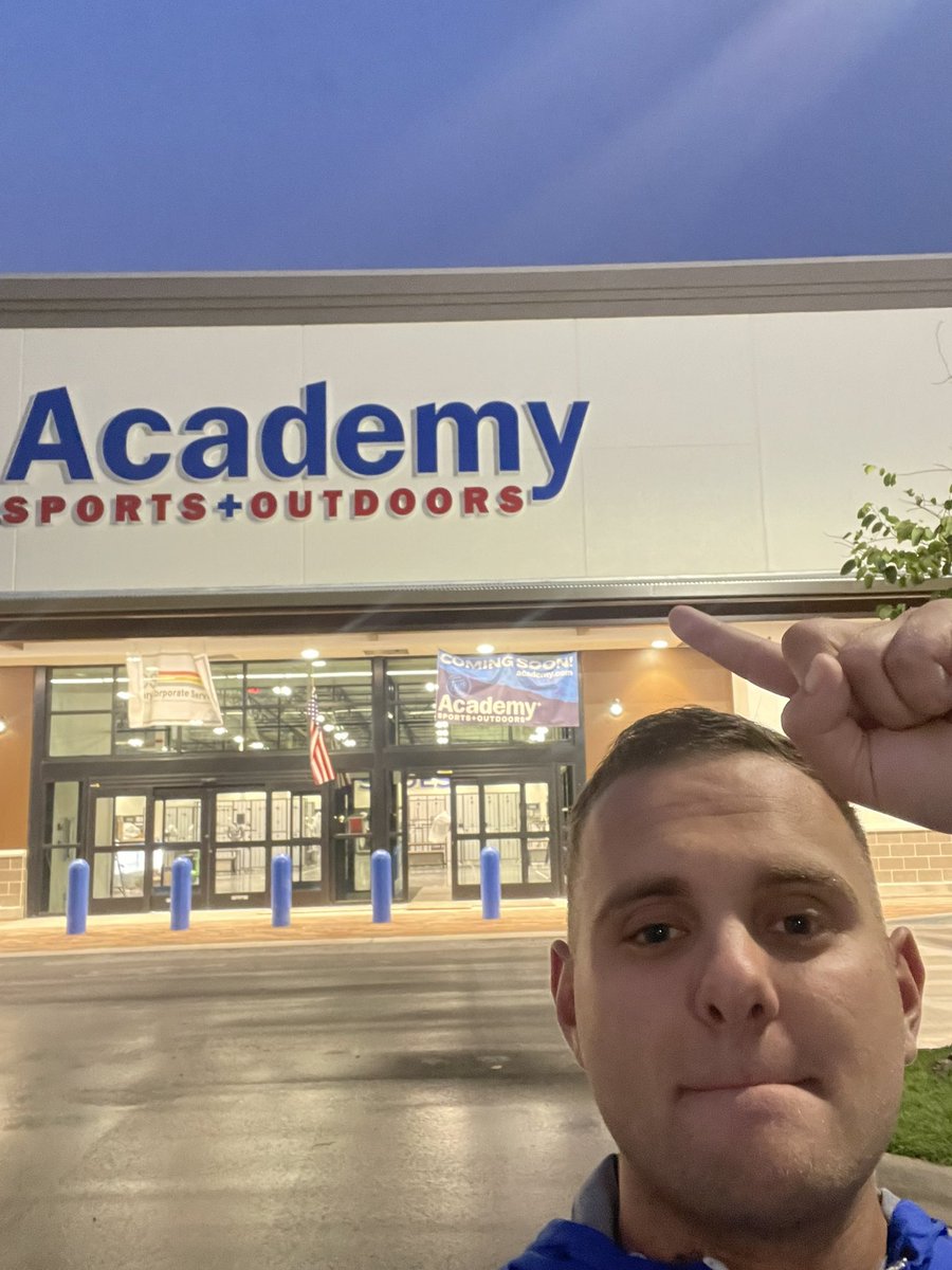 17Abramson's tweet photo. “We’re coming to you live at a steamy Academy Sports &amp; Outdoors Construction Site in Fort Myers, Florida”

@JoshPateCFB #PateState https://t.co/YGc4Z8zMoG