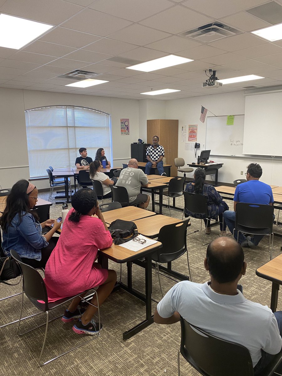 Heritage High School (@hhscoyotes) on Twitter photo Open house 24-25 was amazing! Special thanks to our student volunteers! #Ourheritage #ourpride <a href="/mlynnz3/">Michelle Lynn Z</a> <a href="/JeraldWilson21/">Jerald Wilson</a> Open house 24-25 was amazing! Special thanks to our student volunteers! #Ourheritage #ourpride <a href="/mlynnz3/">Michelle Lynn Z</a> <a href="/JeraldWilson21/">Jerald Wilson</a>
