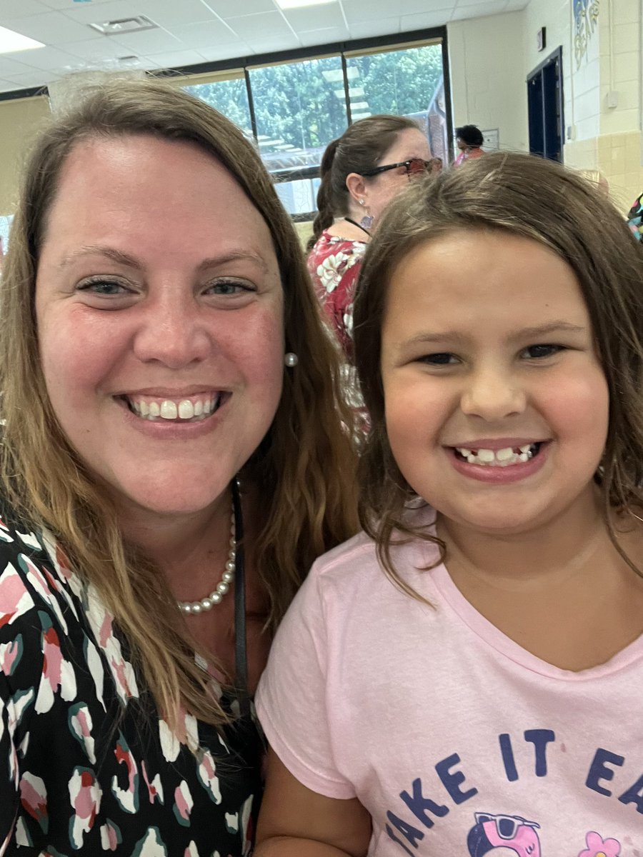 Katie Jenn tweet media