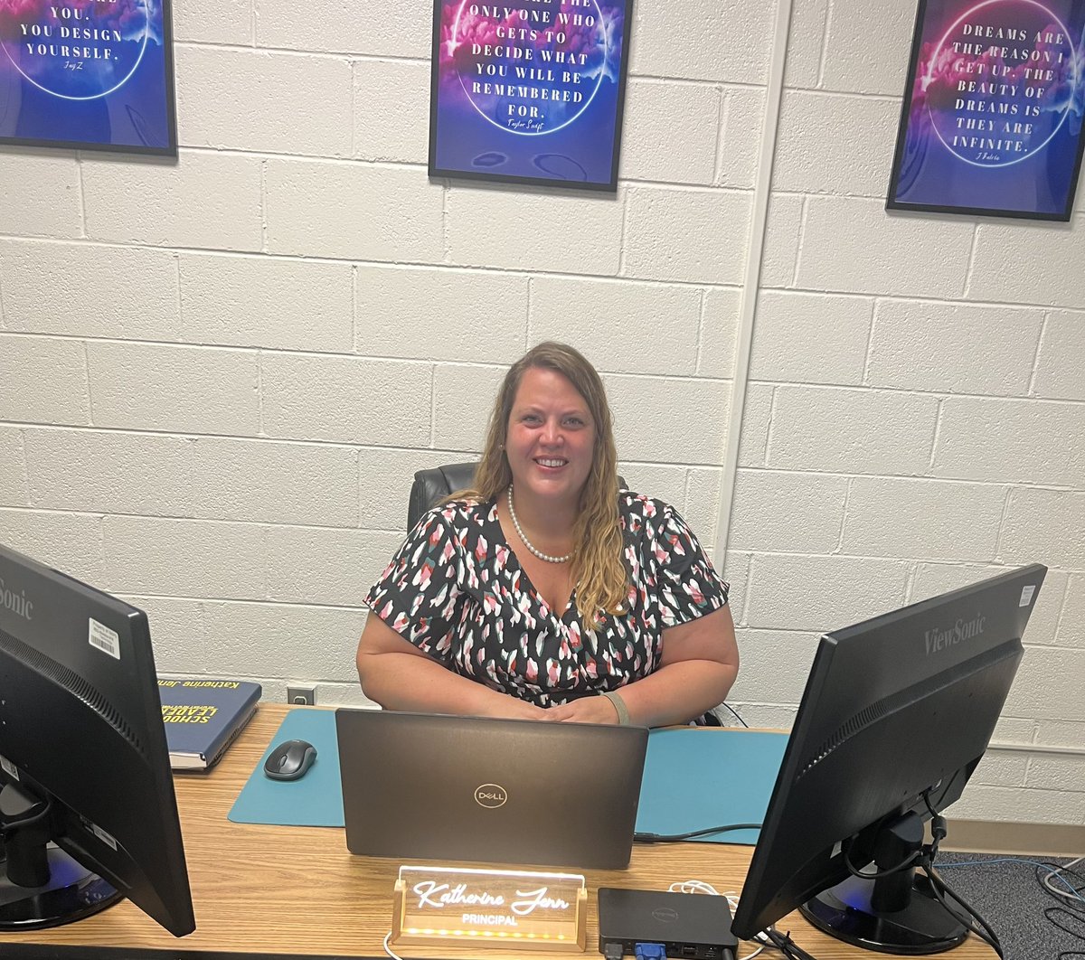 Katie Jenn tweet media