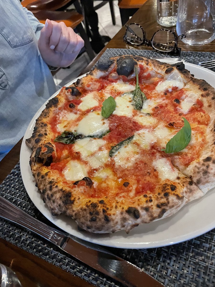 Gia Broken Spirit Horse🪶🟧🟦 tweet media