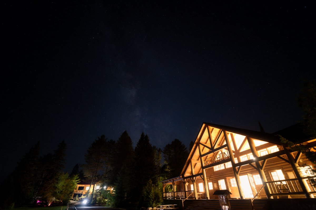 KomodoKitty's tweet image. Nothing quite like a beautiful night at @CampFeral !