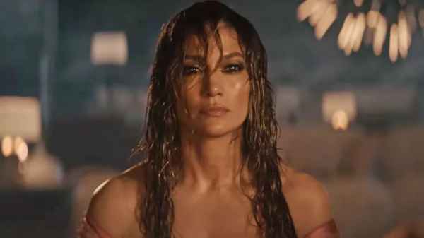 DolphinAllsS's tweet photo. TRAS DOS AÑOS JUNTOS JENNIFER LÓPEZ PIDE FORMALMENTE EL DIVORCIO A BEN AFFLECK
“Crónica de una separación anunciada”, desde hace unos meses se mencionaba que la separación de las figuras internacionales, Jennifer López y Ben Affleck estaba latente, pero @DolphinAllsS  #jello https://t.co/Xegrtqdcd1