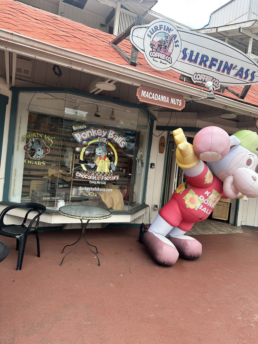 Adrian Campos 𒉭 tweet media