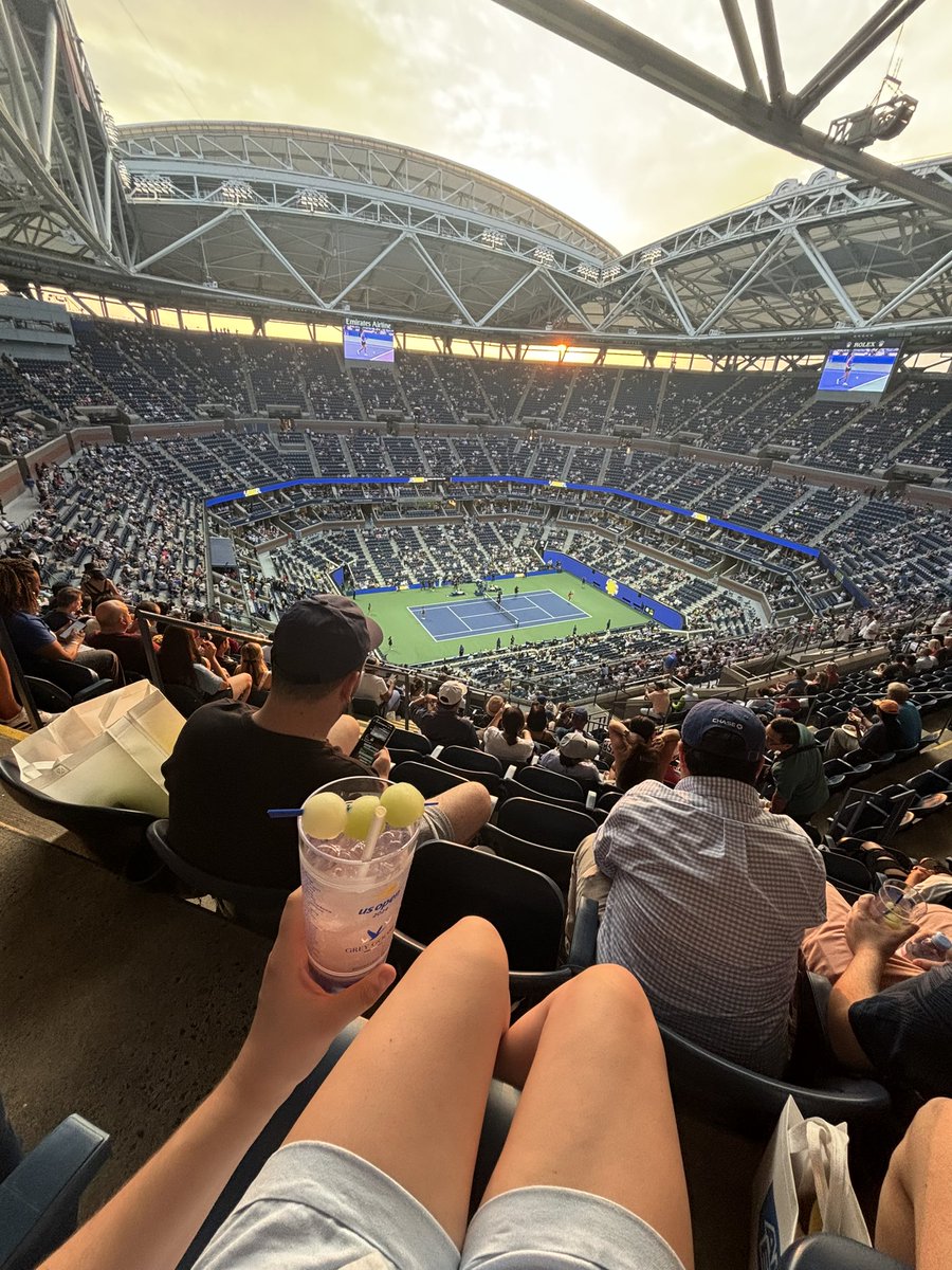 havdalovic's tweet photo. 📍 @usopen 

2/4 grand slams https://t.co/tWagp8xOdF