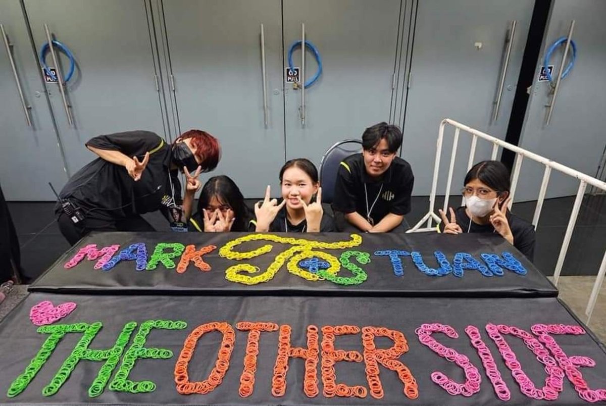 HAYLOHAYCOLTD's tweet photo. #MarkTuan_TheOtherSide_BKK #TheOtherSideAsiaTour #MARKTUAN #MARK #DE  #BEXMMBKTUAMMMKTUAMGIHEBSI https://t.co/KDydse8MqS