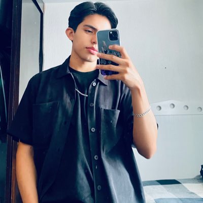 danng_b's tweet photo. #NuevaFotoDePerfil https://t.co/gSziGm1lfS