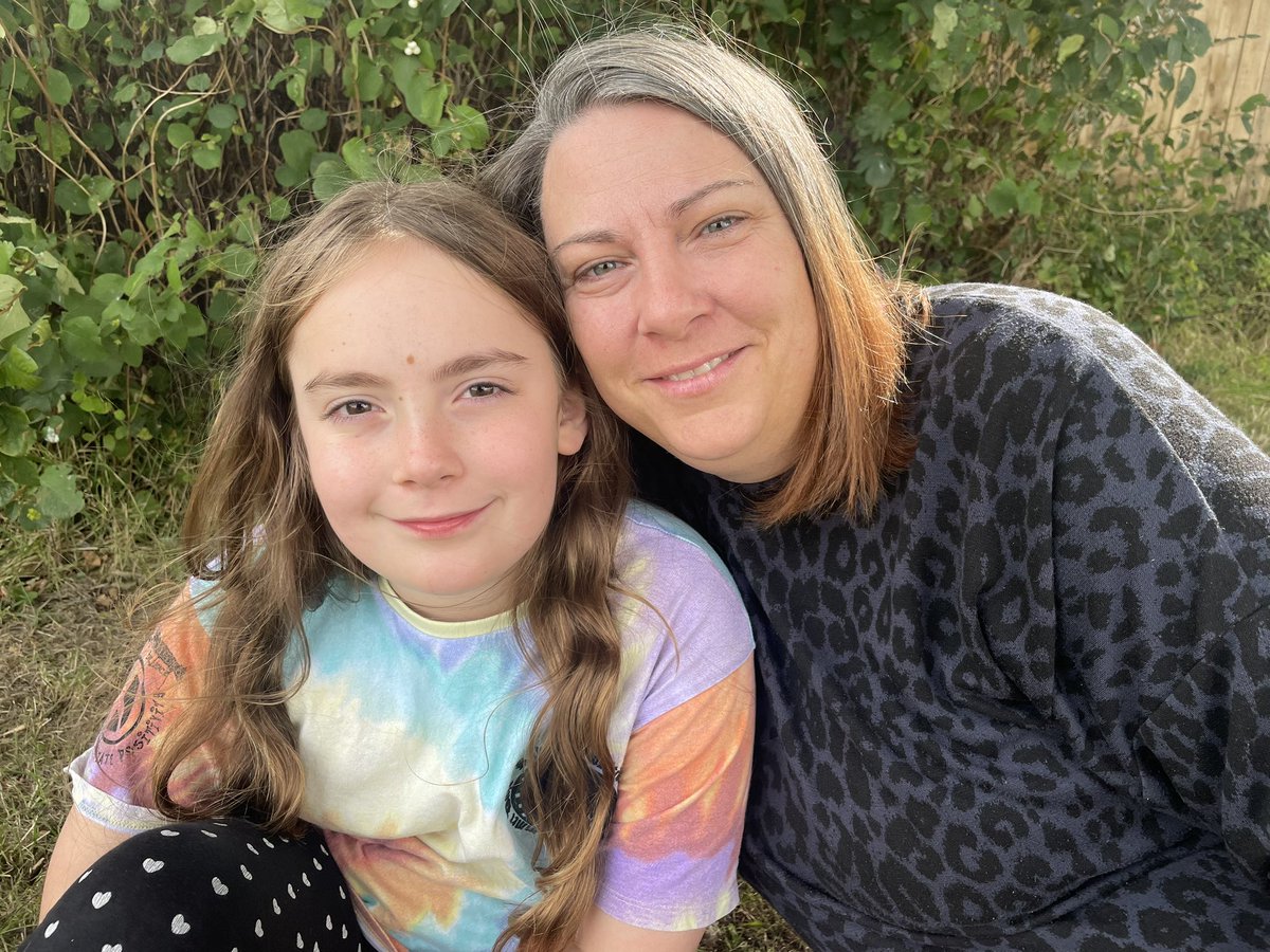 Turtléar (@turtlear_ltd) on Twitter photo Announcement: Turtléar’s upcoming short film, “Ye Olde Wishing Well” - Connor & Emma Mares, going to playing as ‘Young Child’ & ‘Mam’.
(Another actor is awaiting to be confirm soon.)
Supported by <a href="/WeyAyeDeaffest/">Wey Aye Deaf Festival</a> ; GoFundMe & Bingo DM Raf . Announcement: Turtléar’s upcoming short film, “Ye Olde Wishing Well” - Connor & Emma Mares, going to playing as ‘Young Child’ & ‘Mam’.
(Another actor is awaiting to be confirm soon.)
Supported by <a href="/WeyAyeDeaffest/">Wey Aye Deaf Festival</a> ; GoFundMe & Bingo DM Raf .