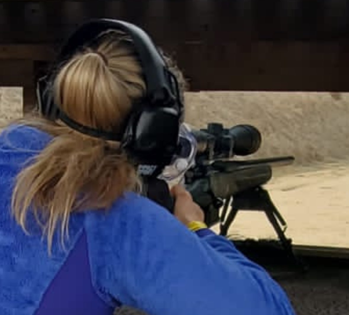 jewishgungirl's tweet image. X wanted to make sure that I am a real person, so here I am doing real person things.