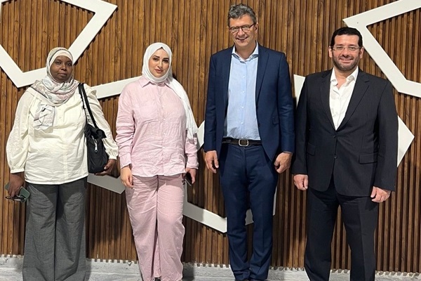 BroadcastProME's tweet image. Radio Kuwait gives Radio Archive Project to Al Rashed Group and NOA broadcastprome.com/news/tvradio-d…
#RadioKuwait #radioarchiveproject #AlRashedGroup #NOA