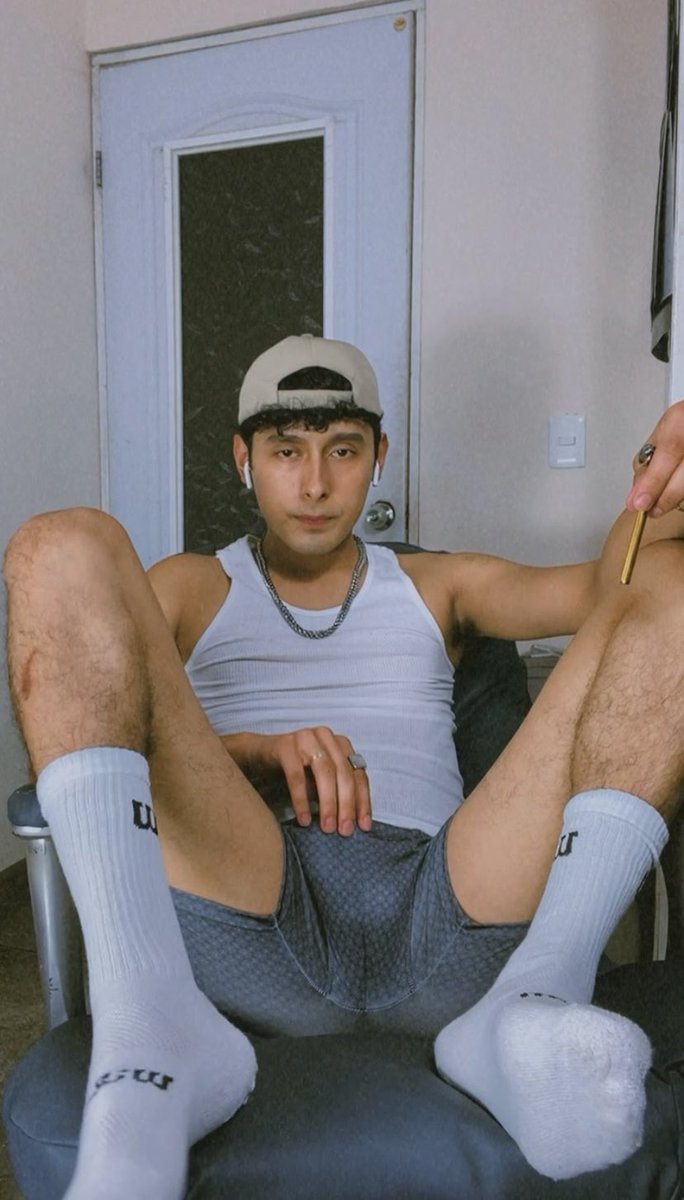 francismontes_'s tweet photo. Si llega a 3k likes les hago unas fotos de mis pies sin calcetines🥴🔥
RT para llegar perrillos🚀
Info del contenido por DM💬📲 https://t.co/lMo2asaRou