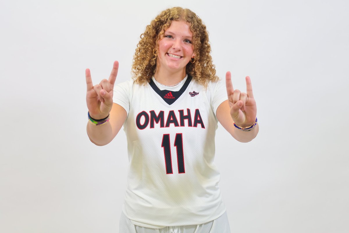 LillianMerow's tweet image. Committed!! Go Mavs🐂❤️‍🔥#uno @OmahaWBB