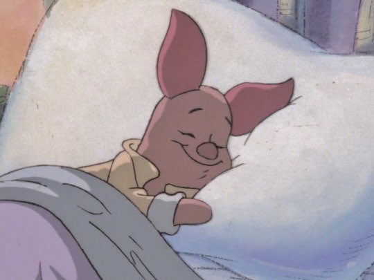 yayeblan's tweet image. как я сплю зная что живу в диктатуре