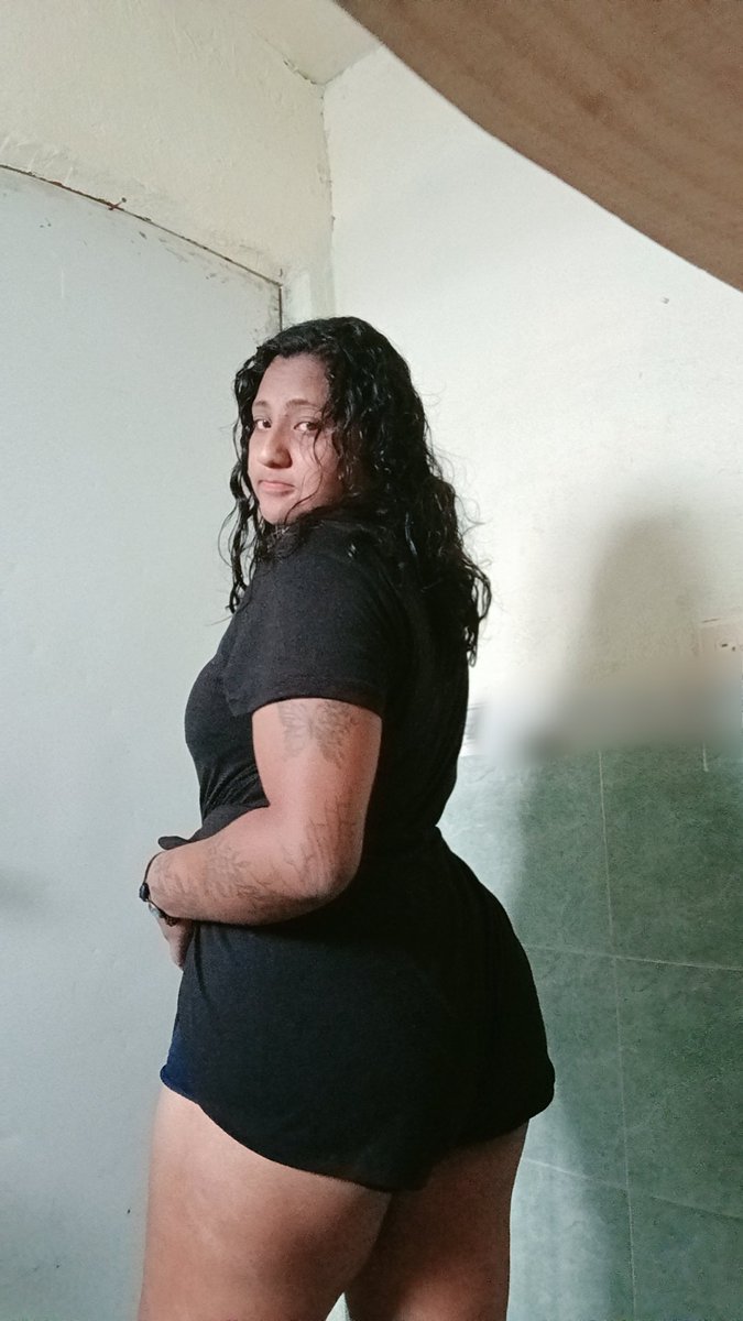 Paola c tweet media