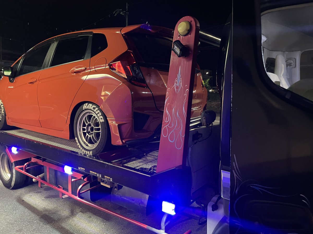 ja4mtrec's tweet photo. スタッフ募集します。
奈良市内に通える方、又は引越し出来る方
週休2〜3日+希望休+ゼロファイター走行会日休み(ｴﾝﾄﾘｰ費用全額ﾀﾞｼﾏｽ)
※時間外レッカー業務有
準中型,中型,大型免許、牽引、たまかけ、運行管理、整備士2級以上ある方は優遇

車好きで仕事嫌いな人からのDMお待ちしてます！ https://t.co/vco6j1WE12
