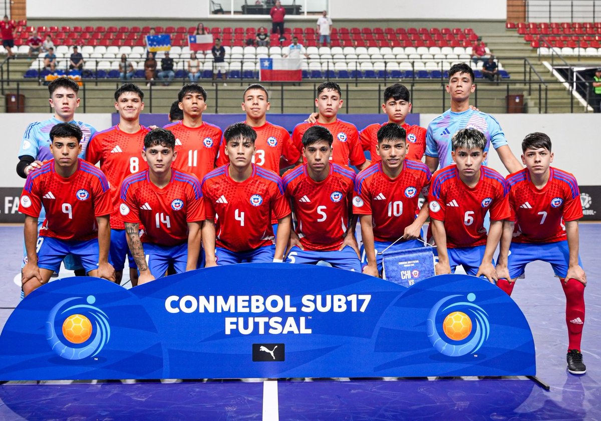 Guille263's tweet photo. #Sub17FS | 🇨🇱 #Chile continúa en crecimiento y los torneos son reflejo claro del avance importante. Los trasandinos mejoraron la ubicación con respecto a la edición 2023, y mostraron nombres interesantes a lo largo de la competencia. Una base de jugadores que sumaron experiencia. https://t.co/ZdvUqqP3zu