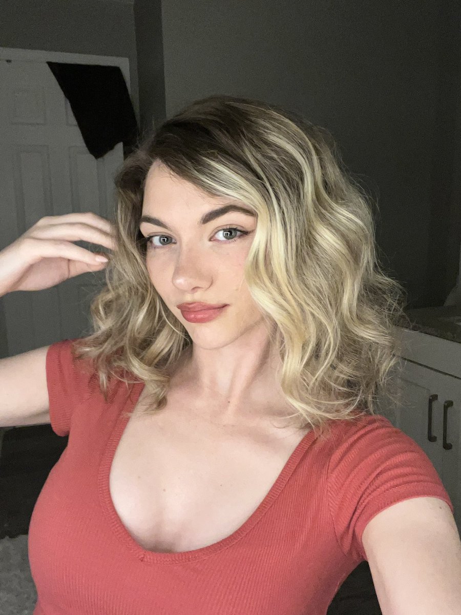 Anna Wray tweet media