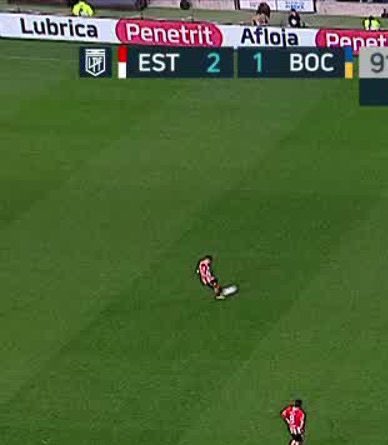 PedroSc70's tweet photo. En el offside cobrado la pelota ya había salido. Nos durmieron, como en casi toda la noche. 
Las chiquitas solían ir para Boca, solo dio 4 de adición cuando hubo Var de por medio y los bosteros haciendo tiempo. 
Pero bueno no sorprende esto de Herrera.
Buenos 15’ finales. #EDLP https://t.co/qOn7UrH4M6