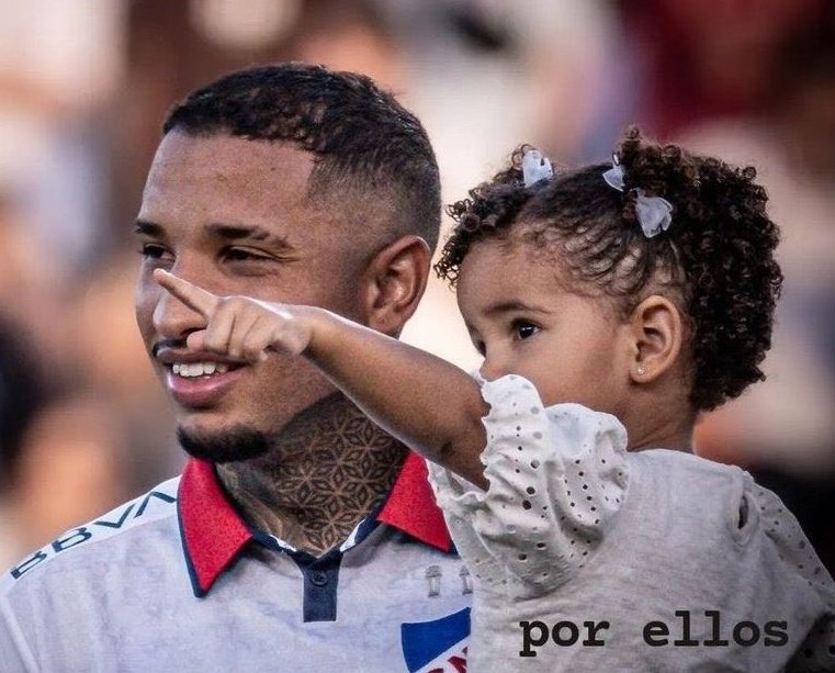 Cuando decían que Nacional iba a jugar el partido más importante del siglo, al final era verdad, no del siglo, de la historia. 

Los milagros existen, van a existir, no dejes NUNCA de luchar Juan te lo pido por dios.