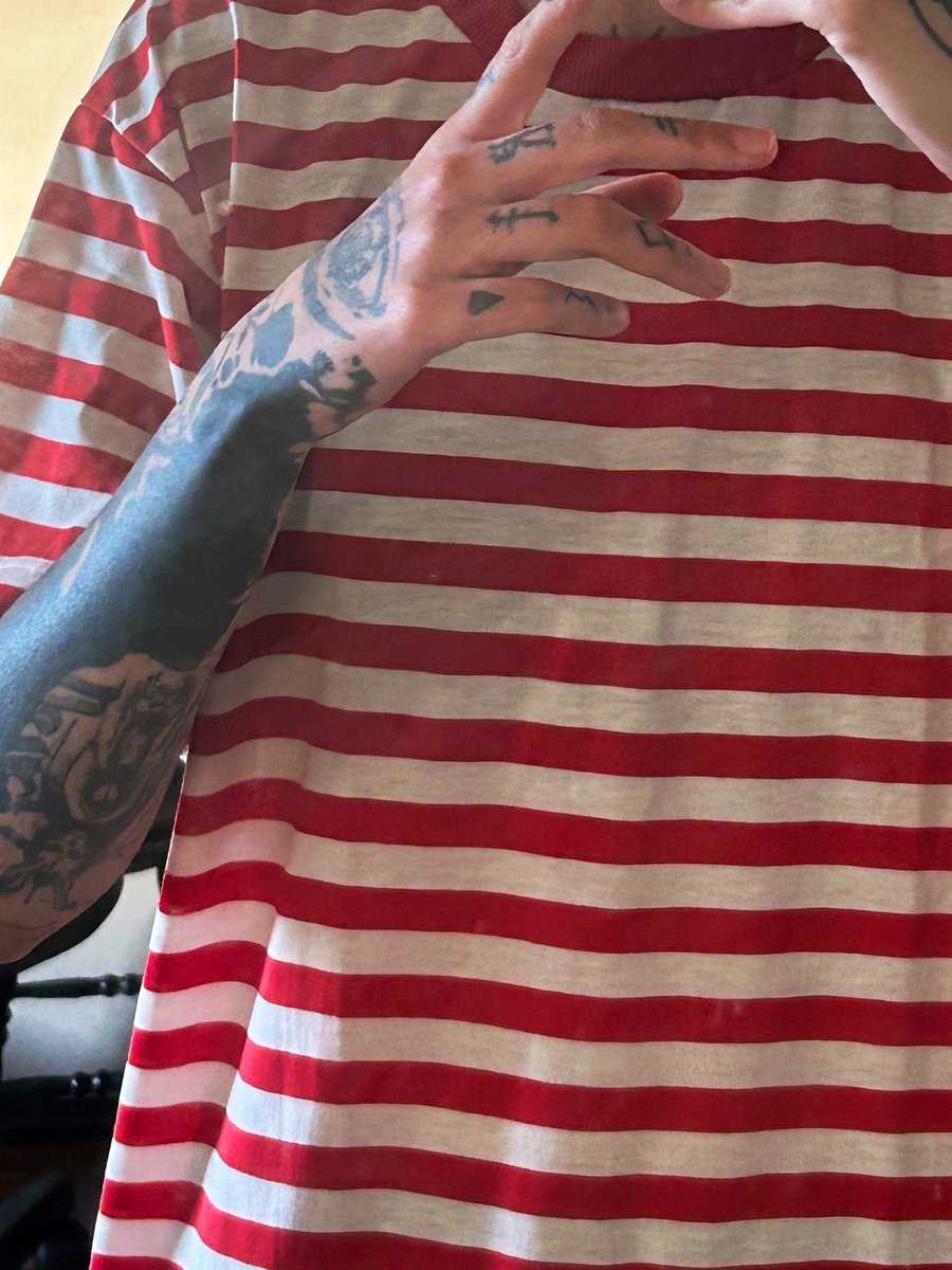 chaarizard's tweet image. Ele me deu a boa sorte e só ele pode tirar. Se Zé Pelintra não bambeia, os filhos dele também não hão de bambear