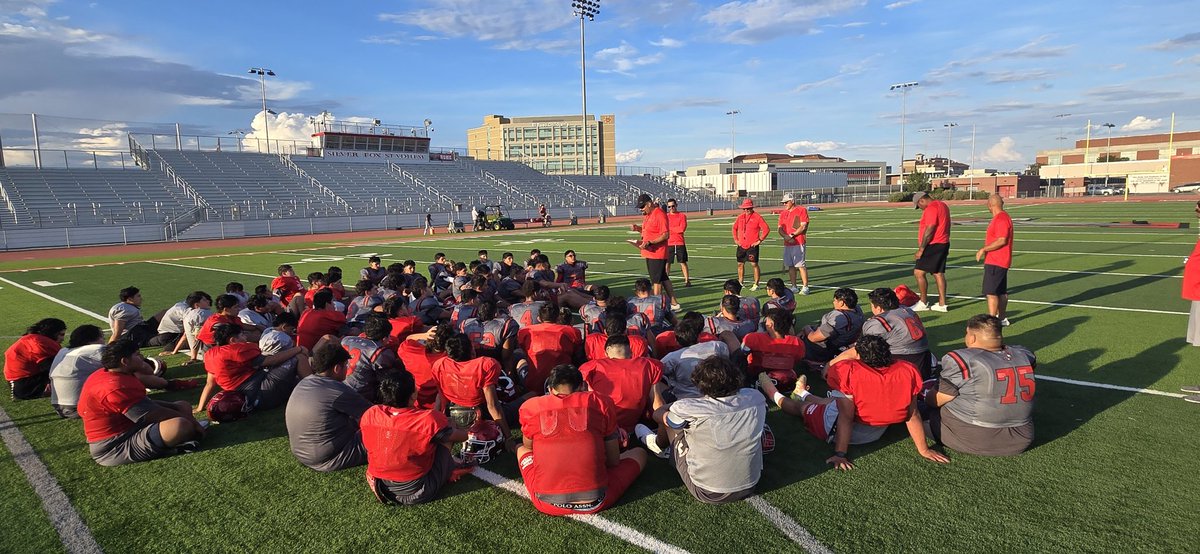 Coach T. Martinez tweet media