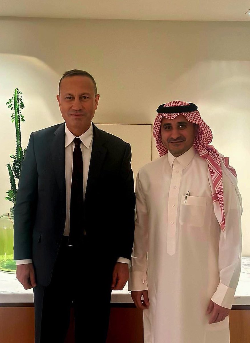 H.E the Consul General <a href="/bennaheet/">مشاري بن نحيت</a> hosted a Dinner in honor of H.E. Mr. Ali Sevim, Consul General of <a href="/TC_SidneyBK/">Türkiye in Sydney</a> and his spouse, for the end of his term, wishing him all the best in his future endeavours.