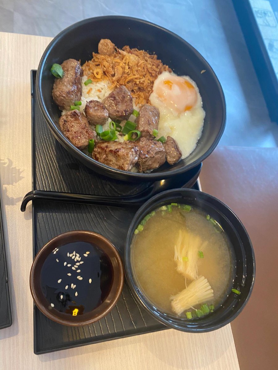 식사는 인생의 중요한 이벤트입니다! 잘 먹고 잘 마시지 못하면 인생의 재미가 대부분 사라지겠죠?