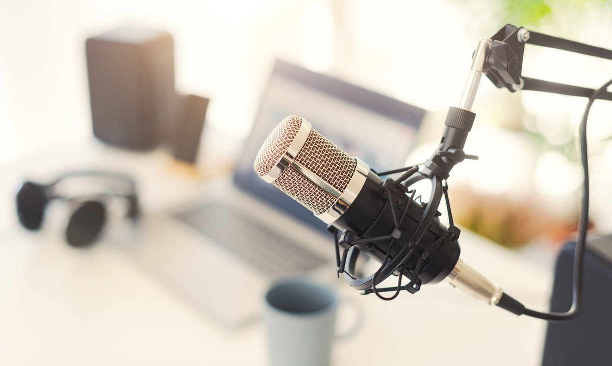 👂Have you heard our latest #podcast episode? An insightful conversation about incorporating #LivedExperience into #research with our <a href="/HealthyWLRG/">Healthy Working Lives Research Group</a> colleagues Grainne Cruickshank &amp; Dr Elizabeth Pritchard. Listen now sites.libsyn.com/494818/site/ho… #workerscomp #healthandsafety  <a href="/MonashUni/">Monash University</a>