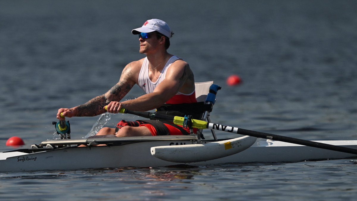 katieonleafstwt's tweet photo. The Paralympics start in two days and I wanted to highlight one thing: Jacob Wasserman, former goalie for the Humboldt Broncos paralysed in the bus crash, is rowing for Canada.

Canadians can watch for free on-demand on the CBC Gem app. Para-rowing starts August 30th!

💚💛 https://t.co/QJT3tSyD1A