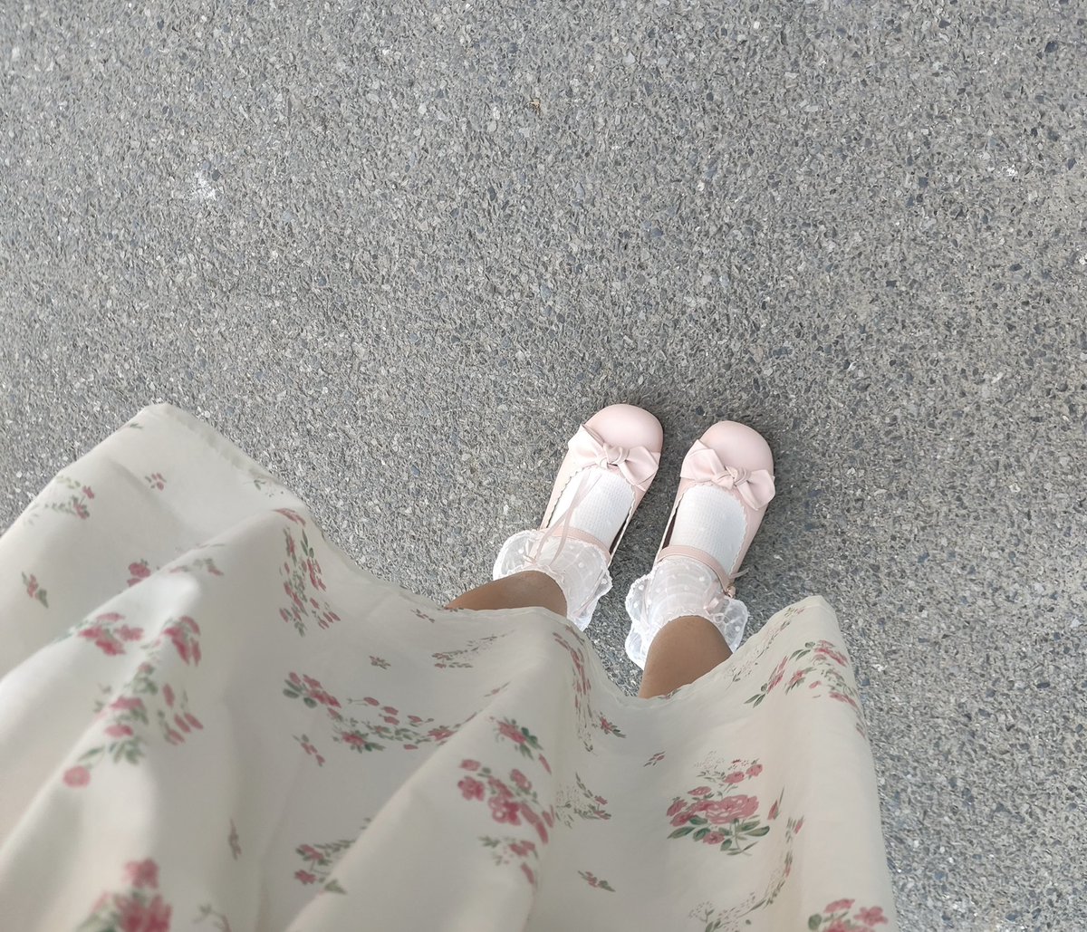 mlxmqaq's tweet photo. 出门 #女s #公狗 #原味 #反差 #四爱女s #四爱小狗 #女m #女大学生 #恋足 #文爱 #母狗 #榨精 #男m #羞辱 #足交 https://t.co/kniTGc70AM