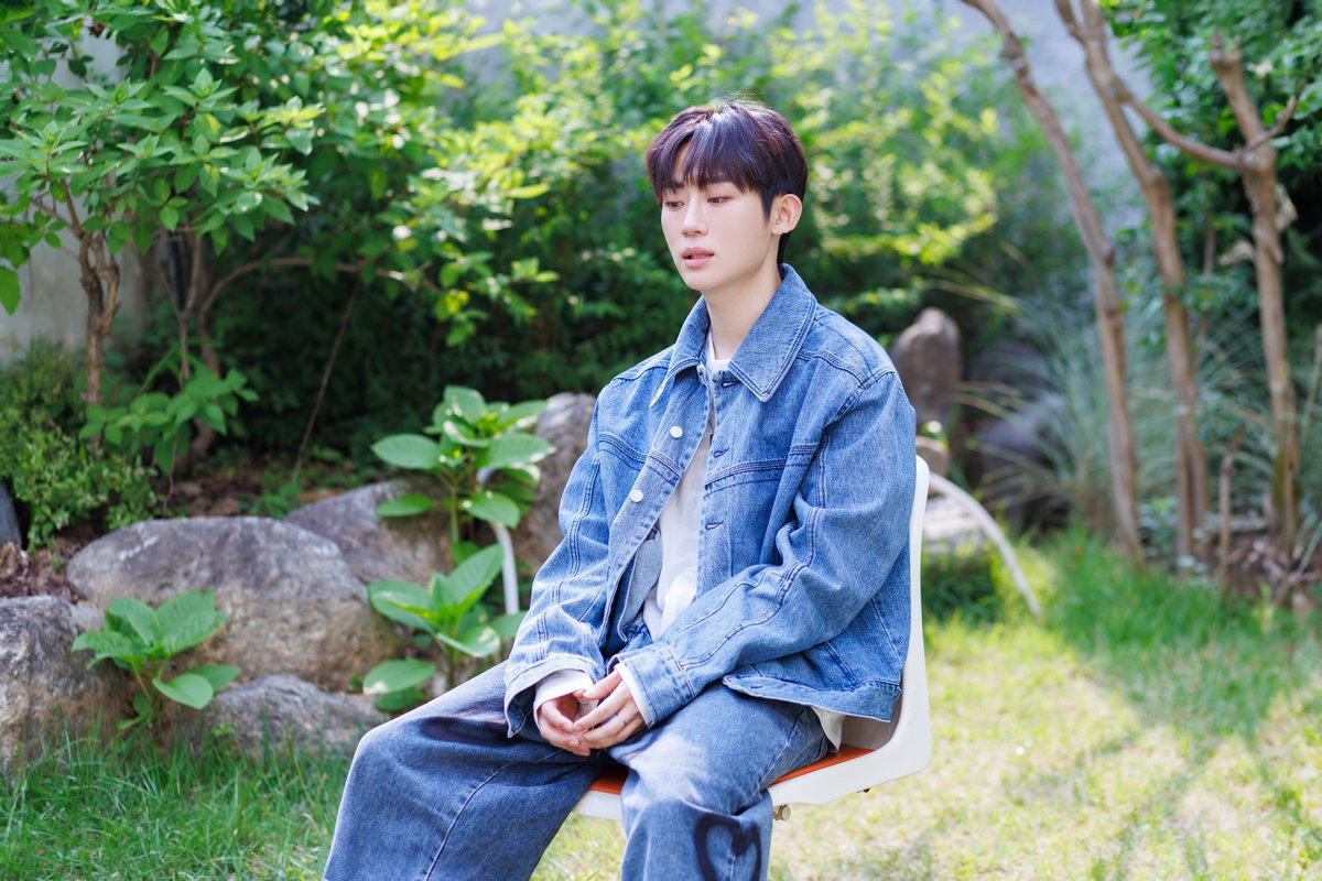 [M SOUND CLOUD]
신은호 - 딱 하루만 비하인드 사진 공개!

은호배우의 비하인드 영상과 사진을 공개합니다! 아직 이벤트도 진행중이니 많은 응모 부탁드릴게요 :)

▶응모하기 : forms.gle/rMT5isfpRckQwk…

 #엠사클 #MSOUNDCLOUD #신은호 #딱하루만 #뮤지컬 #랭보