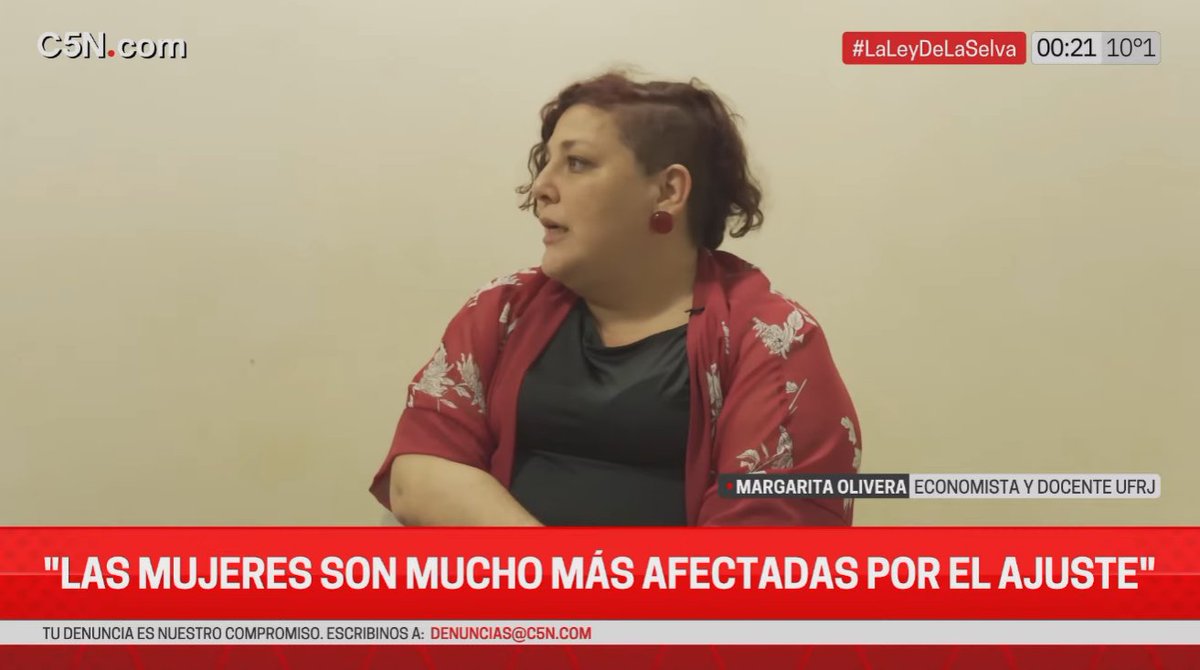 🦁🍌 Ahora en #LaLeyDeLaSelva, la entrevista con Margarita Olivera, economista y docente de la Universidad Federal de Río de Janeiro.

🔗 youtube.com/watch?v=NdQSOI…