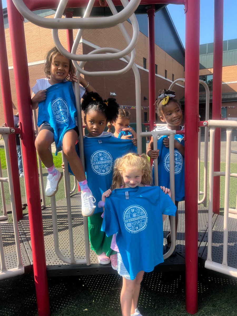 AISPrincipal's tweet photo. Kindergarten orientation was awesome! #AISProud
@M_Jackson03 https://t.co/Jv4d9fO6Yn
