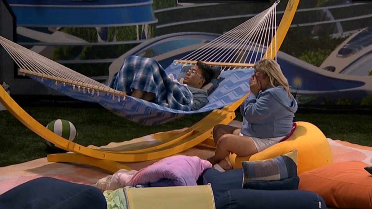 housepests's tweet photo. LMAO KIMO #BB26 https://t.co/UzFM2yuxF5