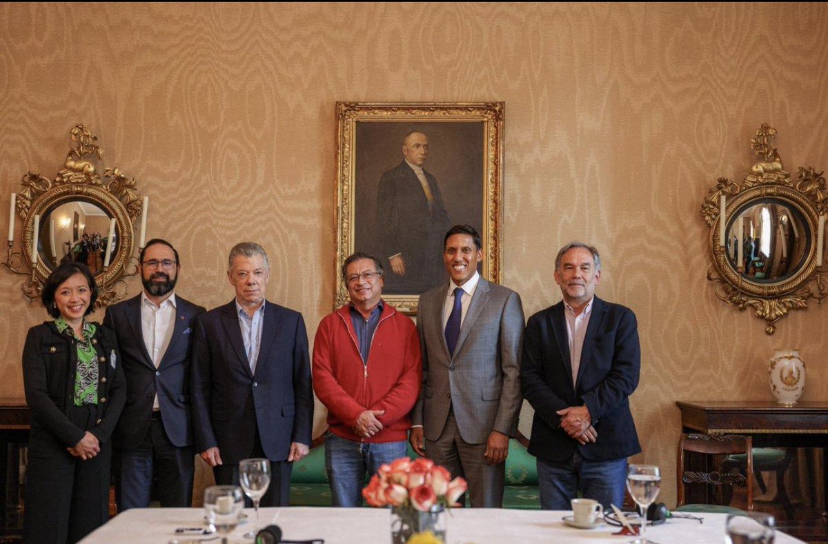 Vicky Dávila tweet media