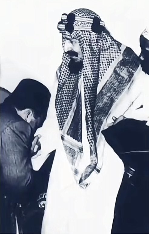 3il_x's tweet photo. @SlezaDyavola @iiBadr1727 يامدمن الكحول انك مثير للشفقه من الواضح انك جاهل لكن لا غرابة على جهلك مادمت تركي نطفة الروم .. انك على حق الأدلة واضحة 😉 https://t.co/at4sVuM4S1