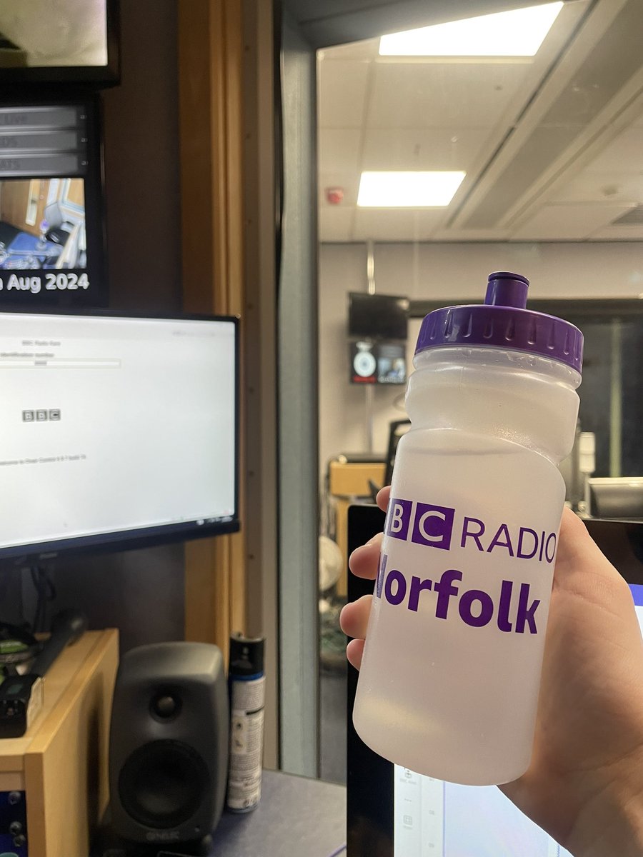 The collab you have been waiting for <a href="/UEA_journalism/">UEA Journalism</a>…

<a href="/BBCNorfolk/">BBC Norfolk</a> X <a href="/BBCRadioKent/">BBC Kent</a>